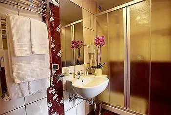 戴安娜酒店 酒店 3*