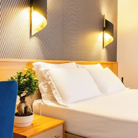 Hotel Diana
